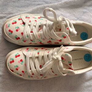 Kids Cherry Print Sneakers - White